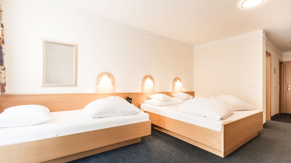 hotel post