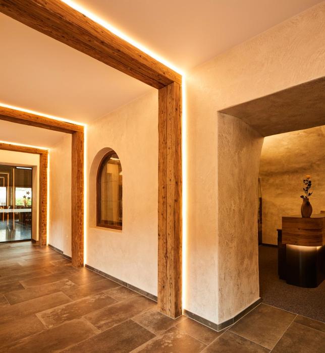 hotel post