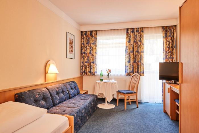 hotel post