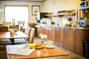 service plus inns and suites drayton valley