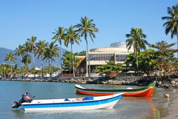 hotel pousada garoupas