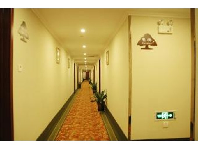 Greentree Inn Yangzhou Slender West Lake Wencheng Attic Express Hotel,Zhenjiang>>Yangzhou,2 star