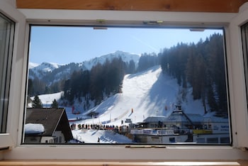 Sport Hotel Pampeago,Pampeago>>Fiemme Valley,3 star
