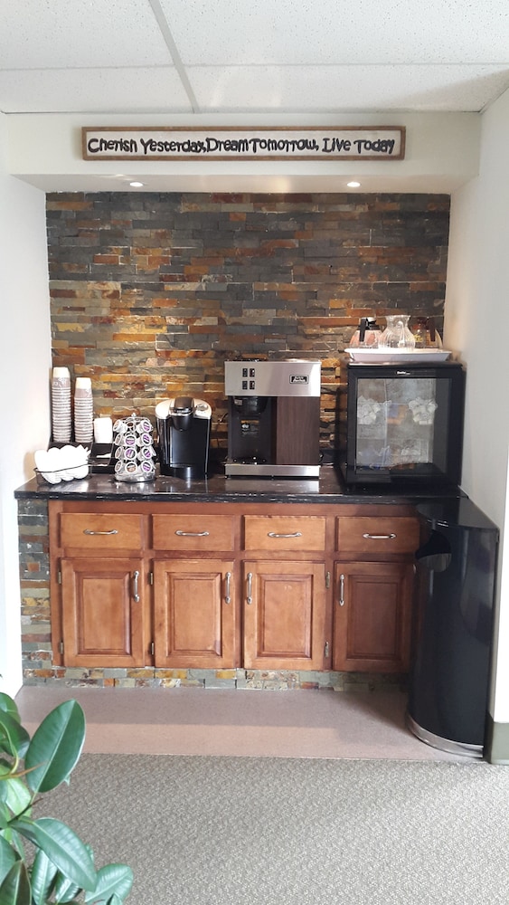 saint andrews inn and suites