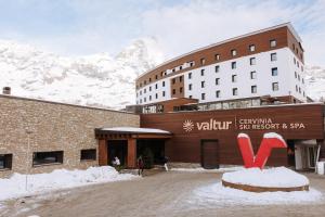 Valtur Cervinia Cristallo Ski Resort,Cervinia>>Aosta,5 star
