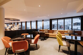 valtur cervinia cristallo ski resort