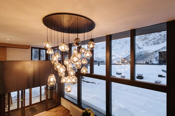 valtur cervinia cristallo ski resort