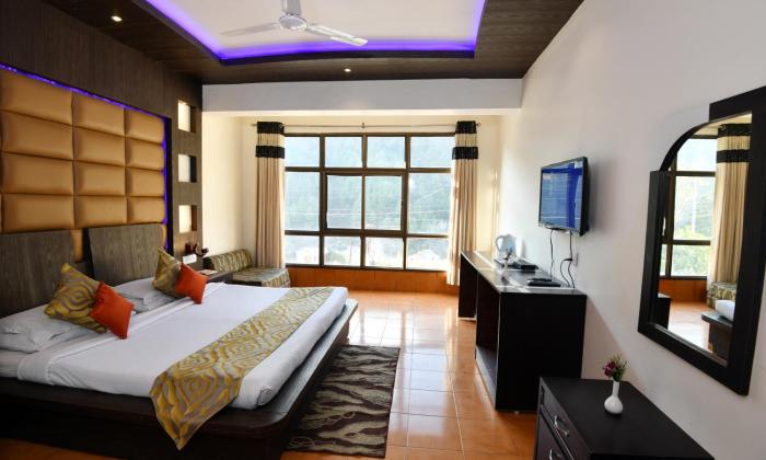 Dynasty Resort,Khurpatal,3 star