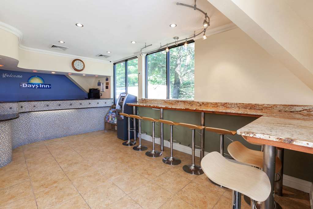 days inn by wyndham nanuet spring valley