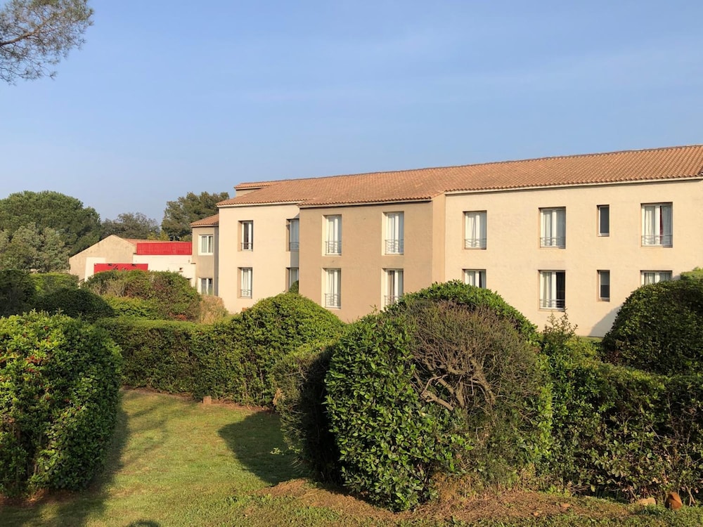 logis les aubuns country hotel