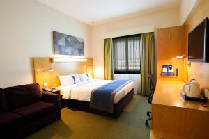 Holiday Inn Express Dubai Airport, An Ihg Hotel,Near Festival Center,2 star