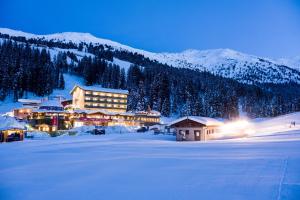 Berghotel Hochfugen,Hochfugen>>Fuegenberg,4 star