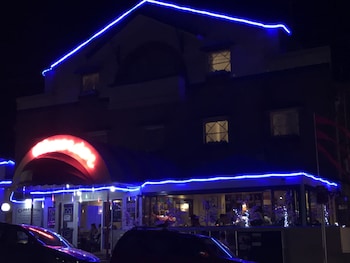 clarendon motel and guesthouse