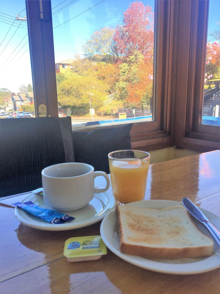 clarendon motel and guesthouse