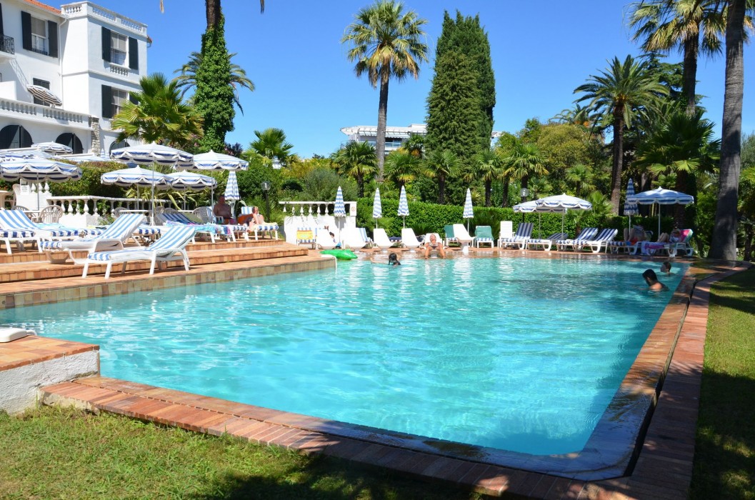 hotel des mimosas