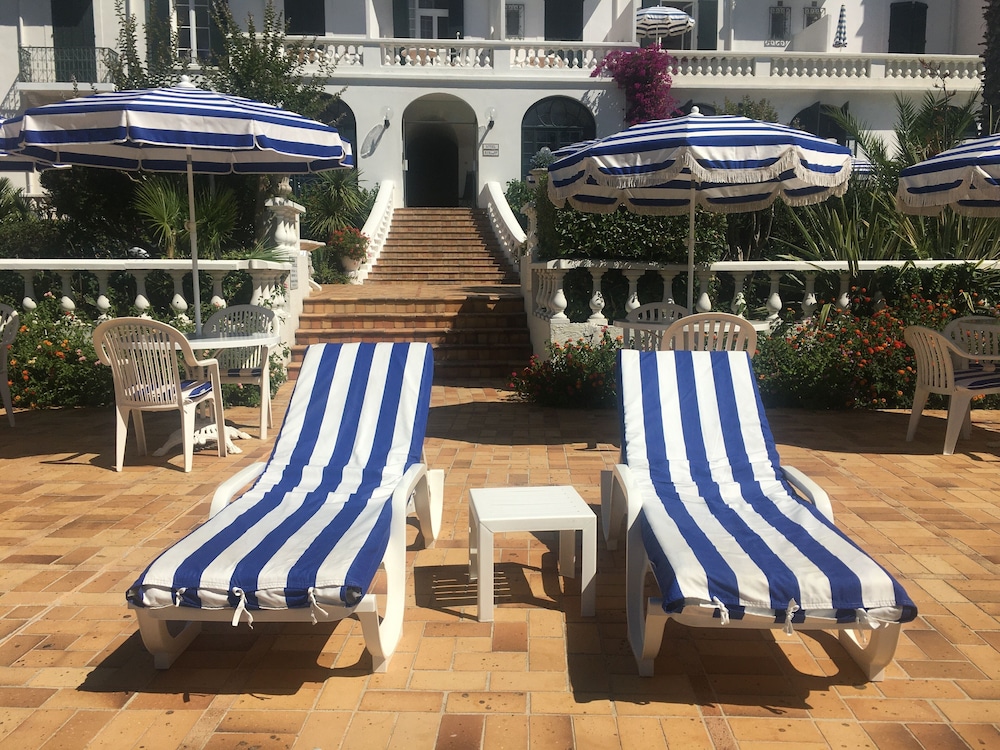 hotel des mimosas