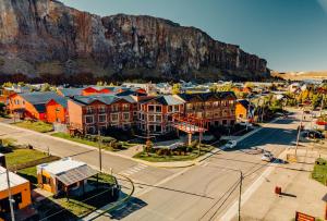 Chalten Suites Hotel,El Chalten>>El Calafate,3 star