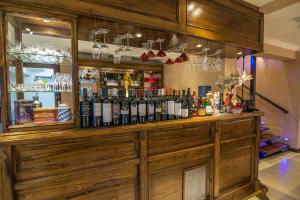 Chalten Suites Hotel,El Chalten>>El Calafate,3 star