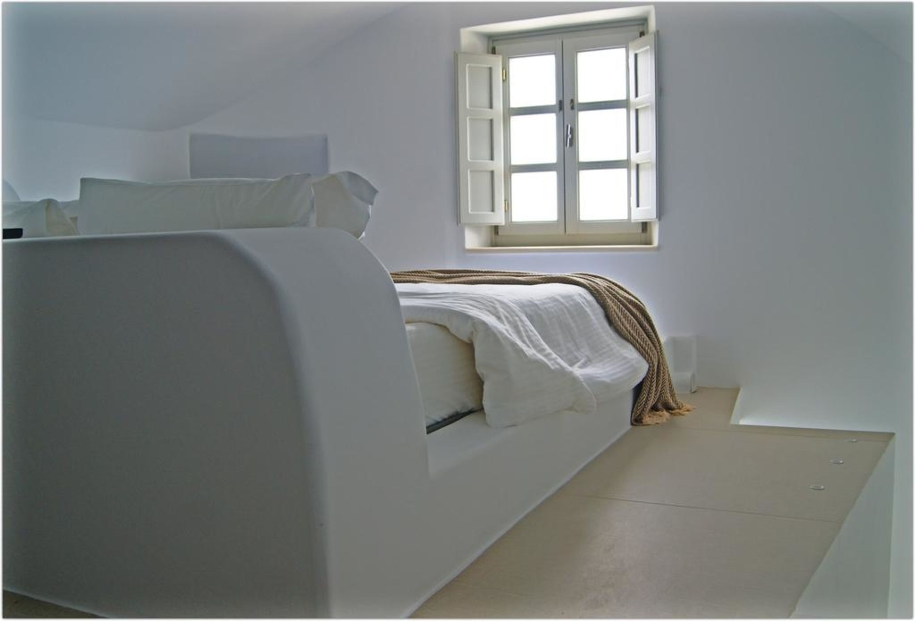 nefeles luxury suites