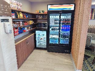 holiday inn express maspeth by ihg