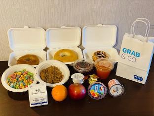 holiday inn express maspeth by ihg