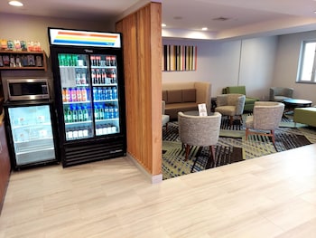 holiday inn express maspeth by ihg
