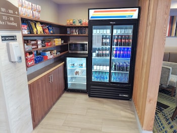 holiday inn express maspeth by ihg