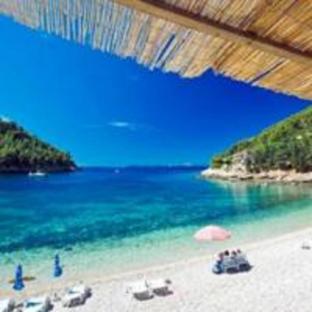 Dragan's Den Hostel,Korcula>>Dubrovnik,2 star