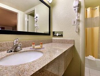 suite dreams hotel