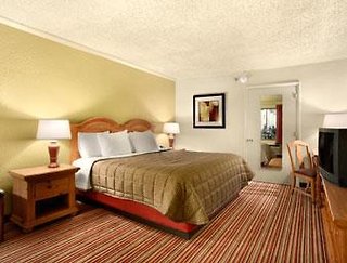 suite dreams hotel