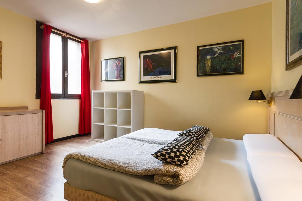 villa saint exupery beach