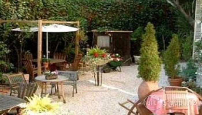 nice garden hotel