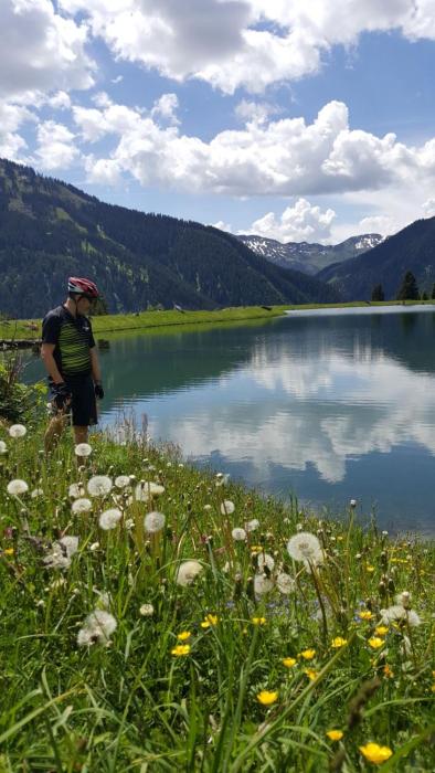 boutique house happyellow