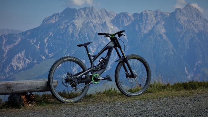 boutique house happyellow