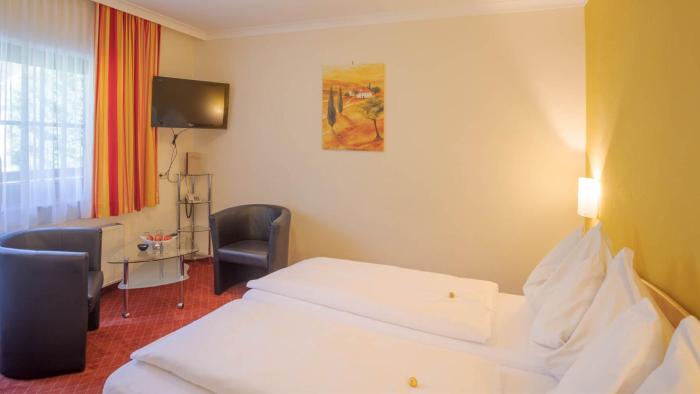 boutique house happyellow