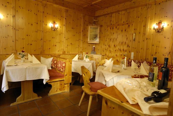 boutique house happyellow