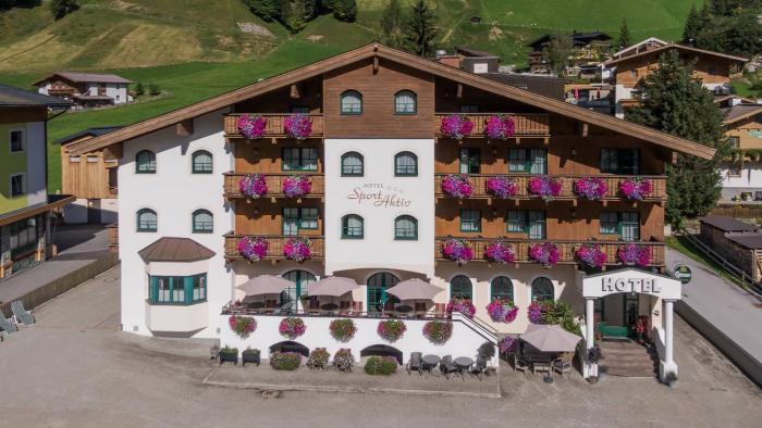 boutique house happyellow