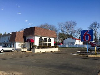 Motel 6 Warminster, Pa,Hatboro>>Bucks County,2 star