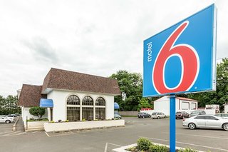 Motel 6 Warminster, Pa,Hatboro>>Bucks County,2 star