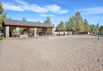 the lodge at eagle crest resort