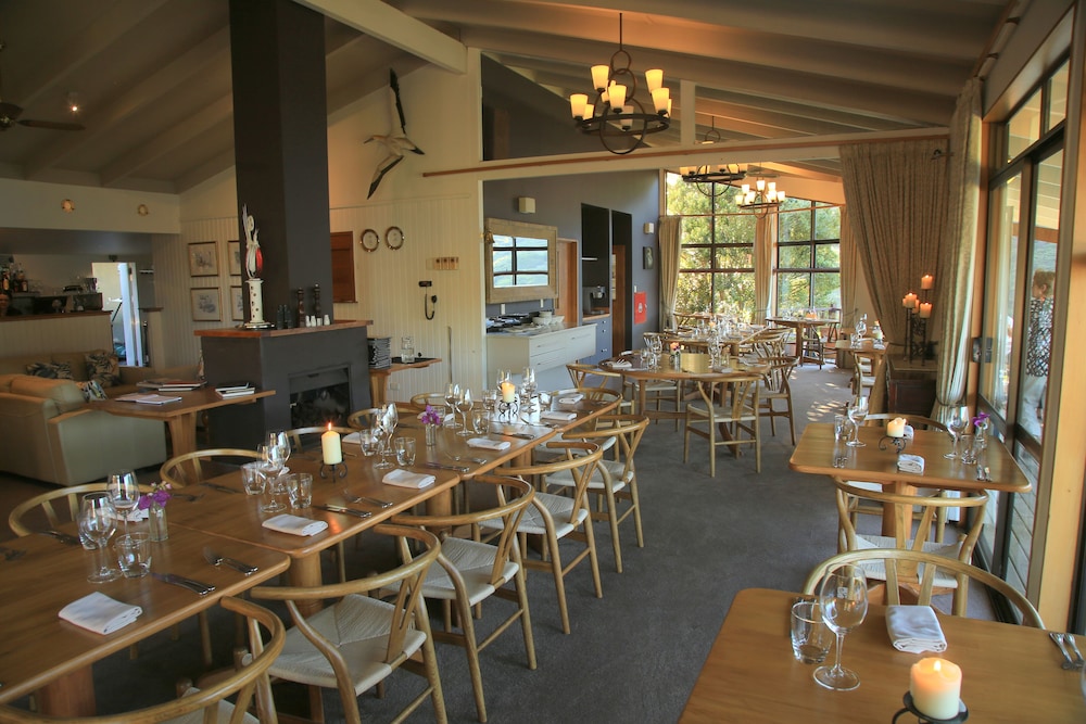 punga cove resort