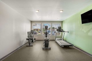 woodspring suites chicago midway