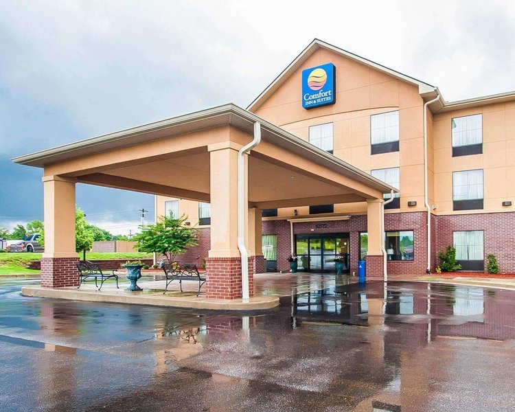 Comfort Inn & Suites Atoka-Millington