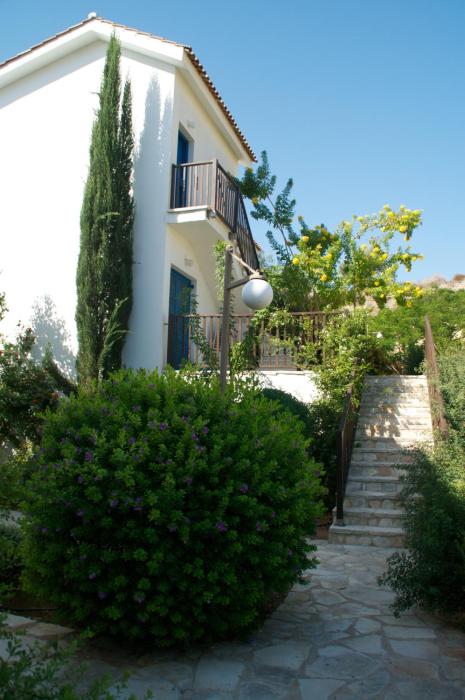 hylatio tourist village