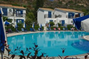 hylatio tourist village