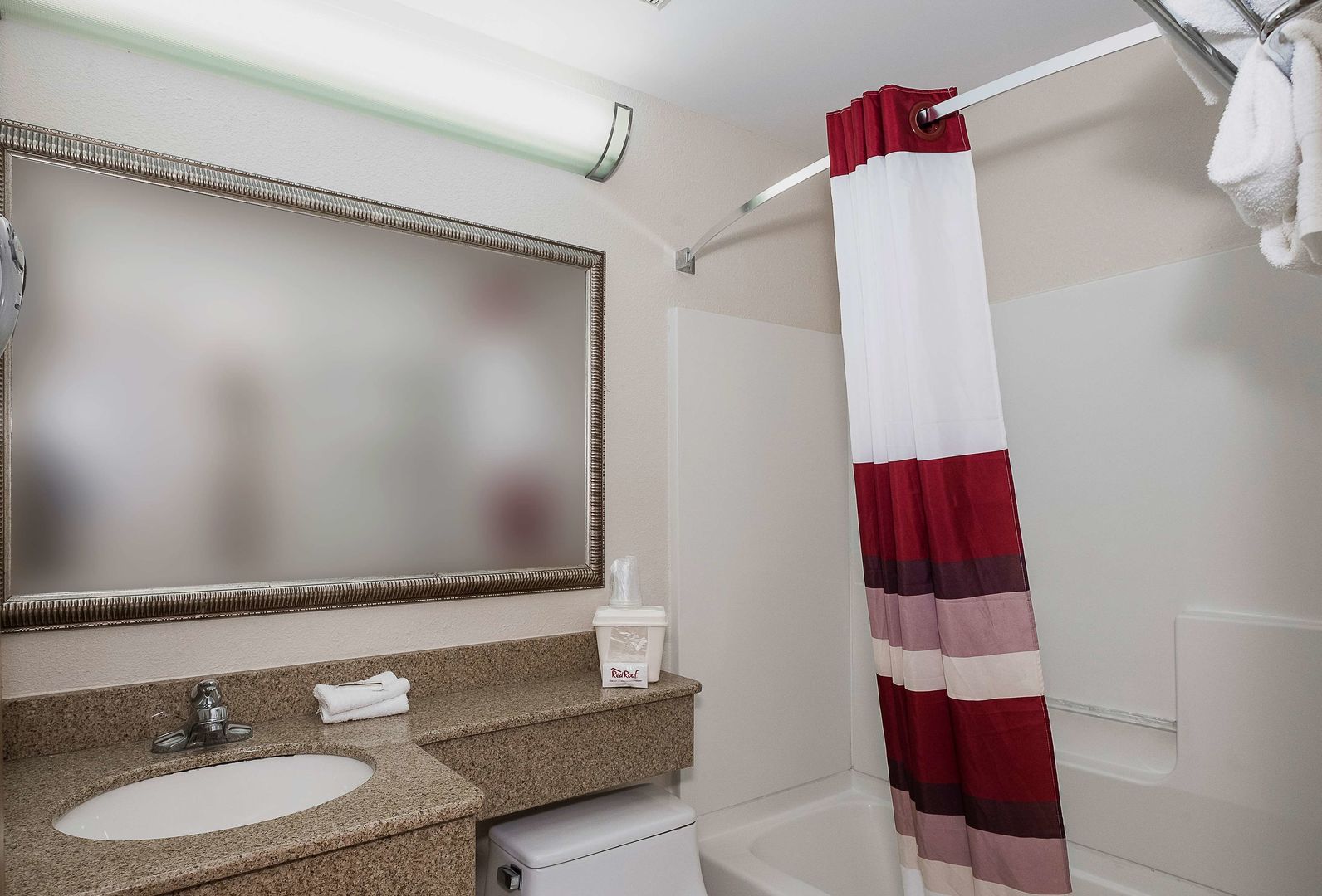 red roof inn and suites mt holly mcguire afb