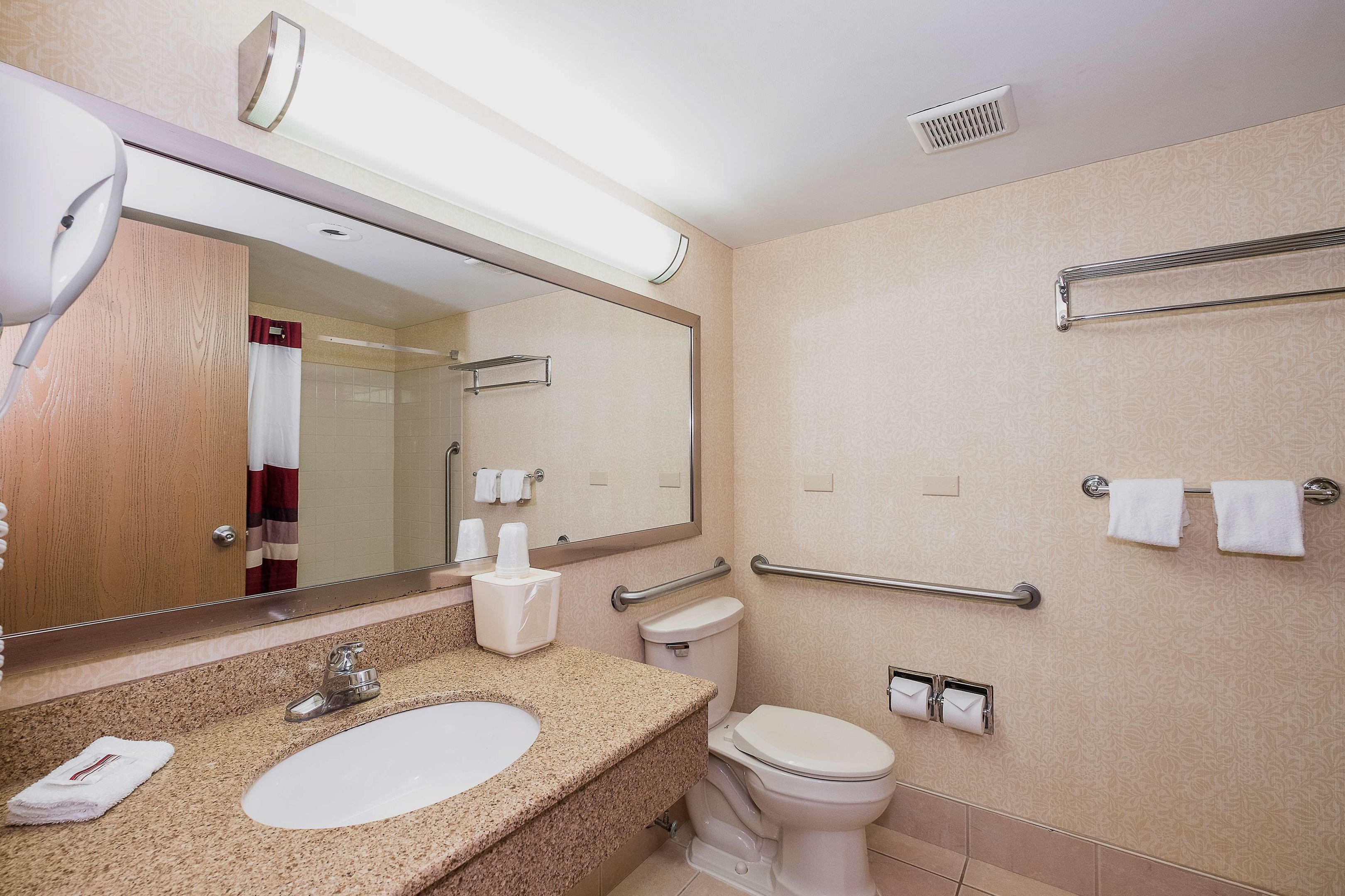 red roof inn and suites mt holly mcguire afb