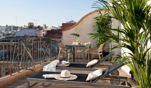 eric vokel madrid suites