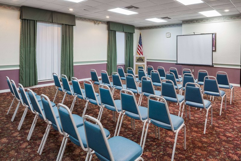 days inn and suites by wyndham port richey