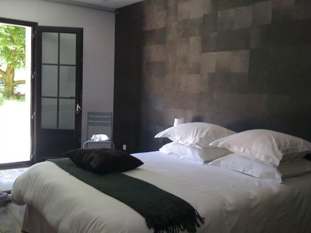 clos masure hotel de campagne adults only